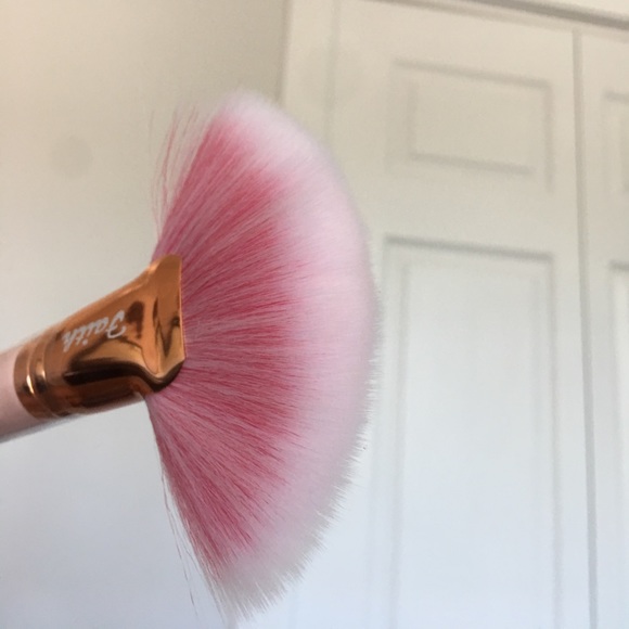 ๐๐ซ๐ข๐จ ๐๐ซ๐ฎ๐ฌ๐ก (Faith1804) - Picture 3 of 8